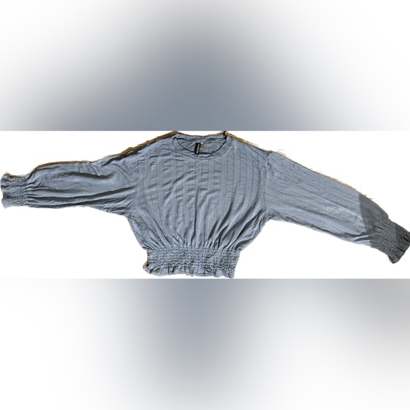 Blue Croptop - Picture 2 of 2